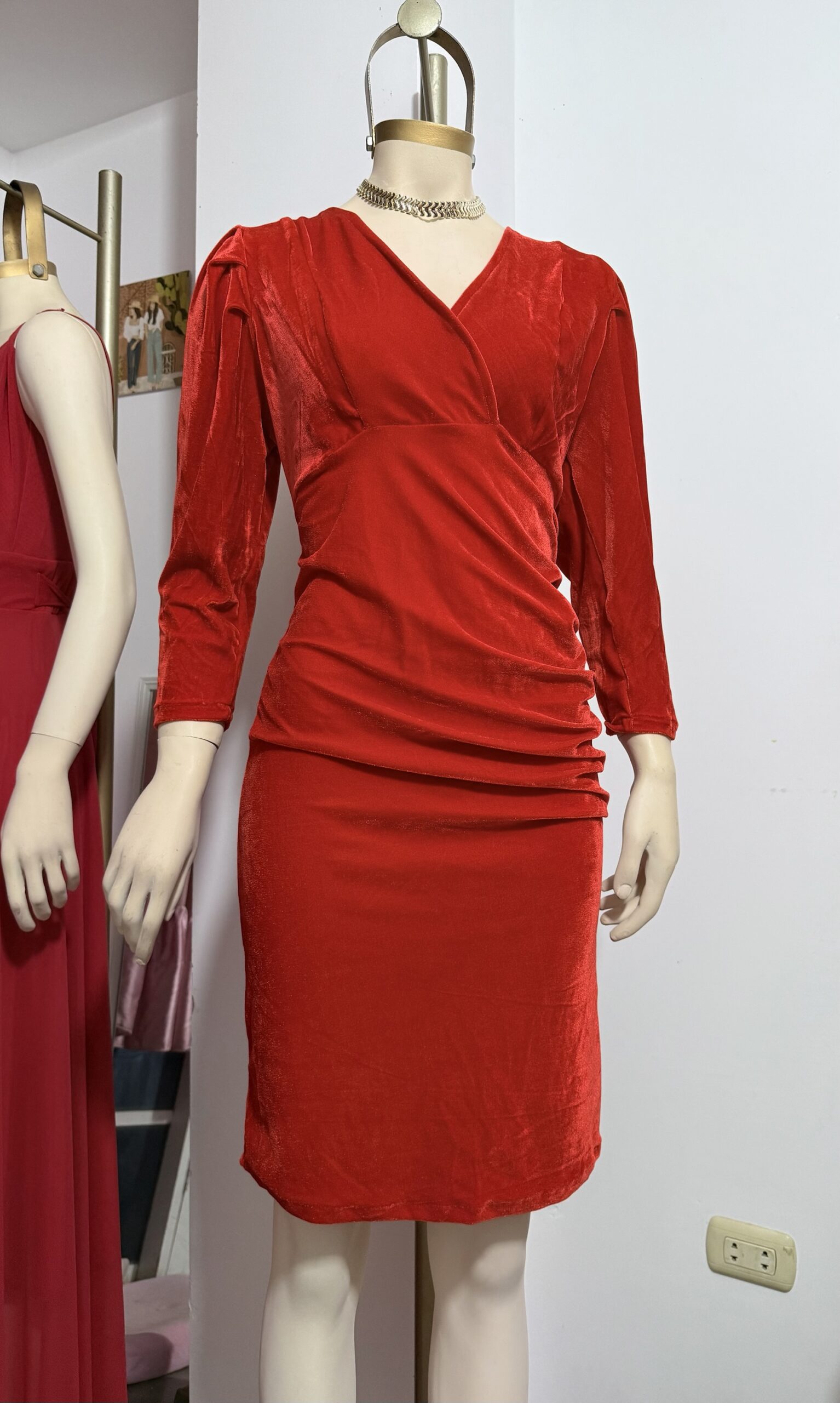 Vestido rojo plush: imagen 7