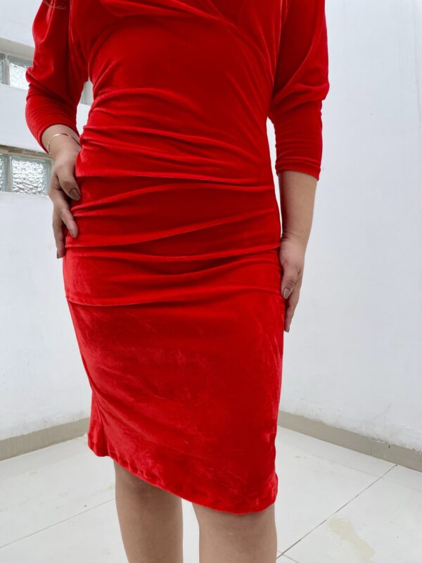Vestido rojo plush: imagen 5
