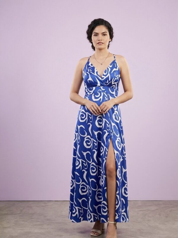 Vestido floral azulino satinado