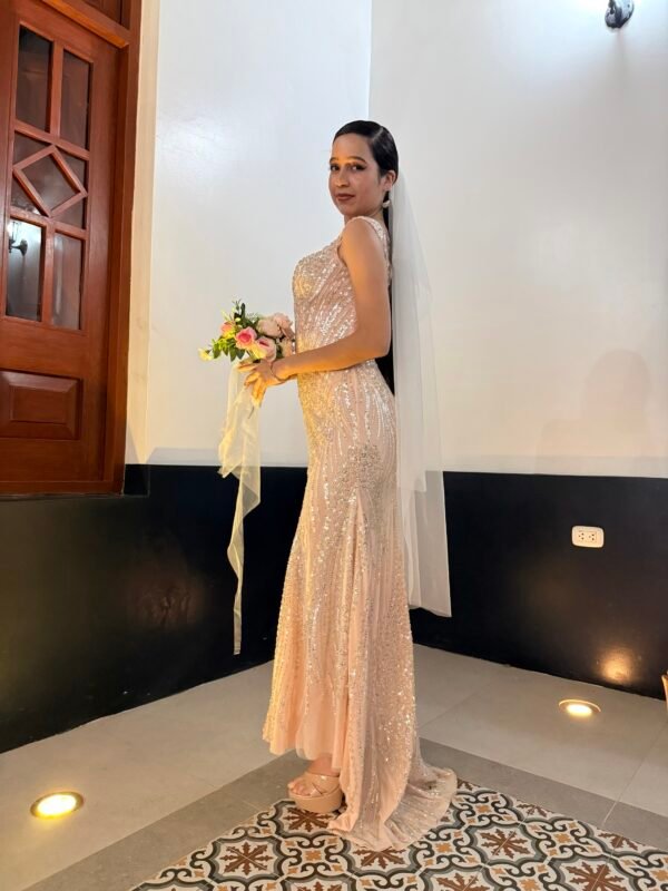 Vestido de novia civil con pedreria