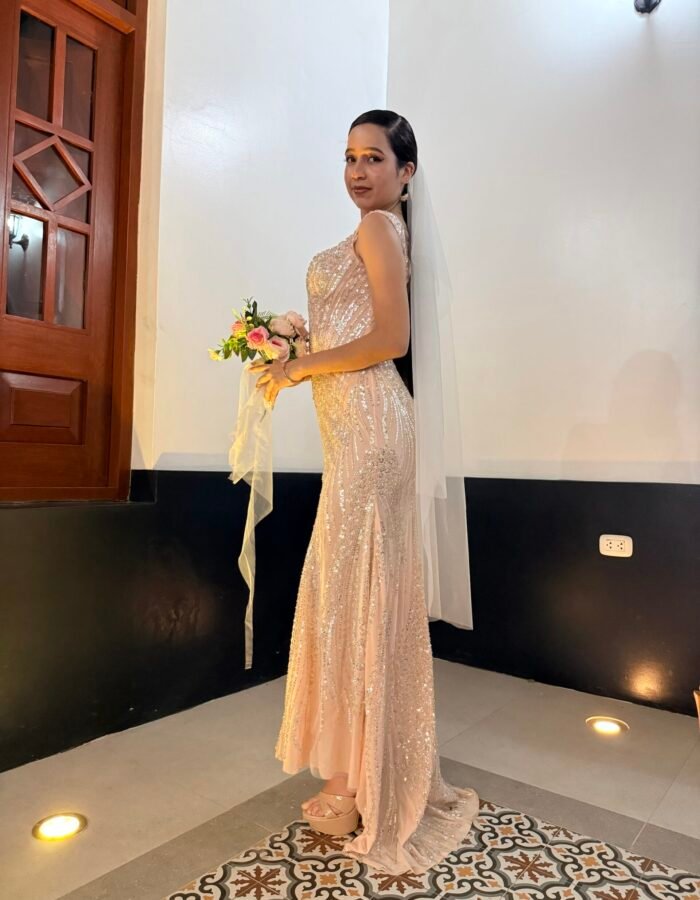 Vestido novia Vestido de novia civil con pedreria